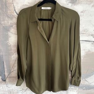 NEW STUNNING Frame Denim Women's Dark Green Button Down 💯 silk Shirt
